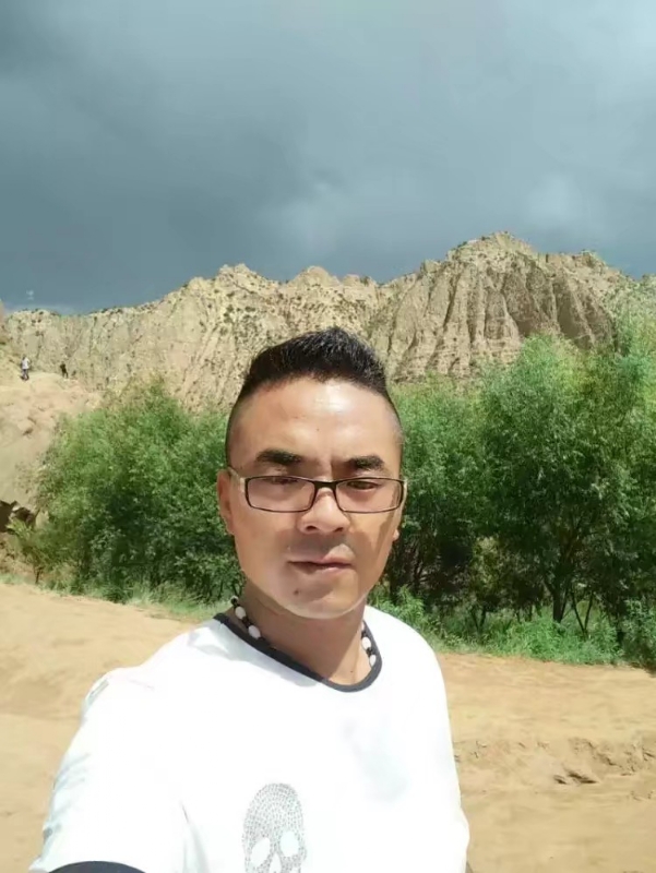 无情的沙尘暴的第一张照片--靖边中老年相亲网